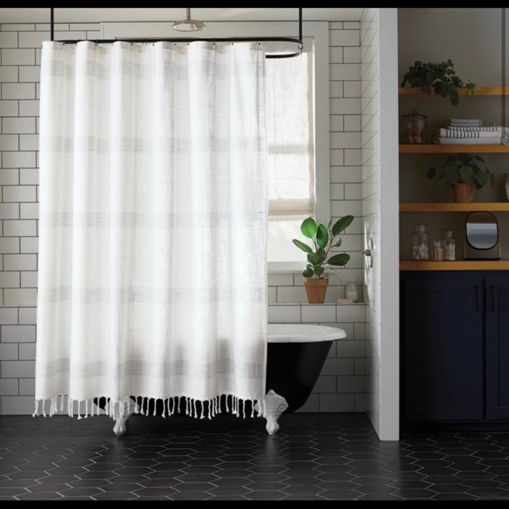 NWOT Hearth and Hand String Plaid Shower Curtain